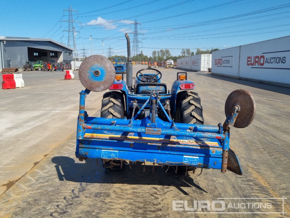 Iseki TL2300 - טרקטור קומפקטי: תמונה 4 Iseki TL2300 - טרקטור קומפקטי: תמונה 4
