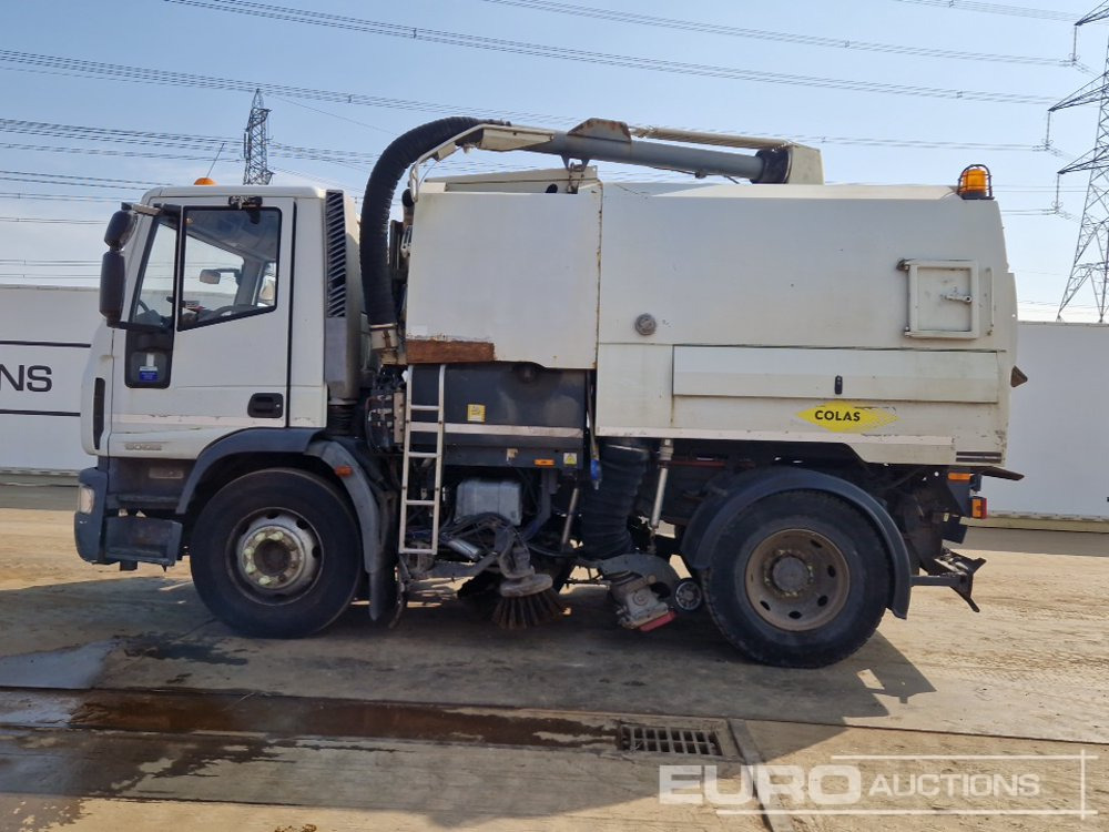 Iveco 150E22 - מטאטא כבישים: תמונה 2 Iveco 150E22 - מטאטא כבישים: תמונה 2