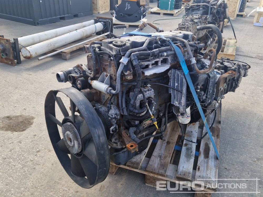 Iveco 6 Cylinder Engine, Gearbox - מנוע: תמונה 1 Iveco 6 Cylinder Engine, Gearbox - מנוע: תמונה 1
