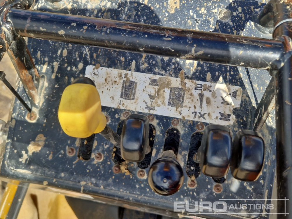 מסיר פסולת זוחל JCB HTD05: תמונה 30