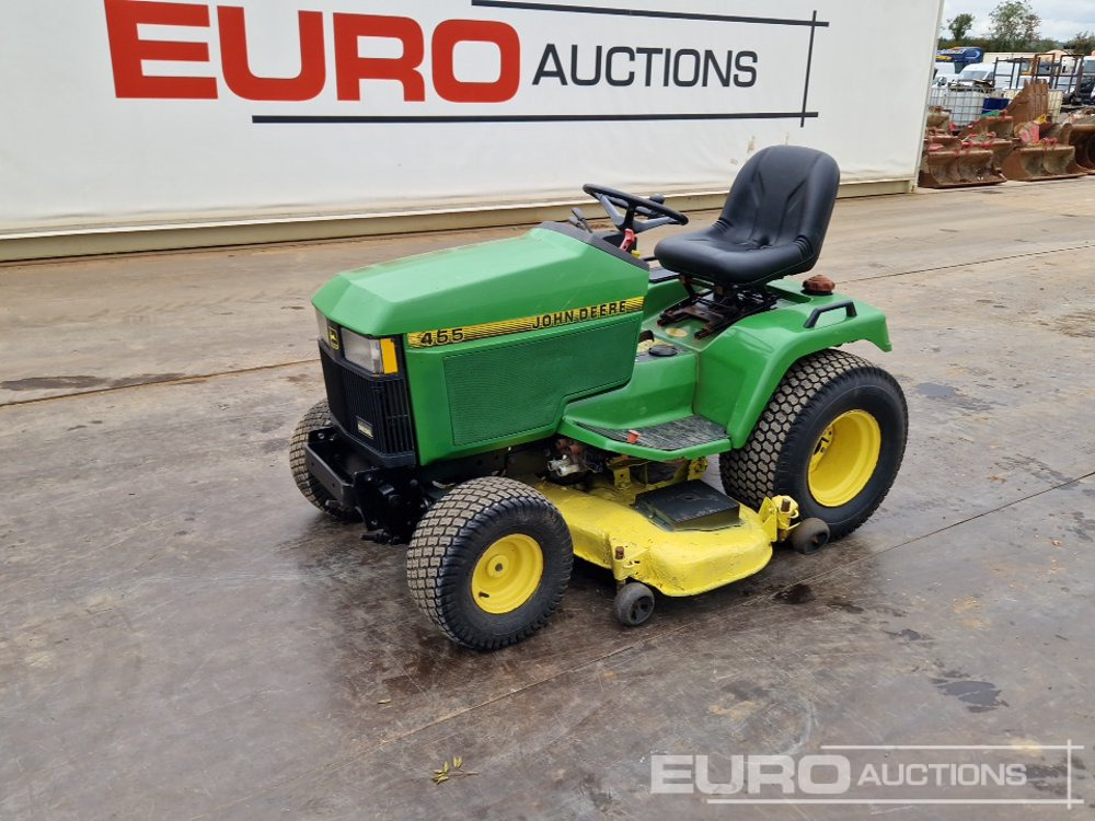 John Deere 455 - מכסחת גינה: תמונה 1 John Deere 455 - מכסחת גינה: תמונה 1