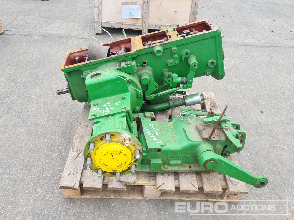 John Deere Transmission to suit Tractor - מנוע: תמונה 2 John Deere Transmission to suit Tractor - מנוע: תמונה 2