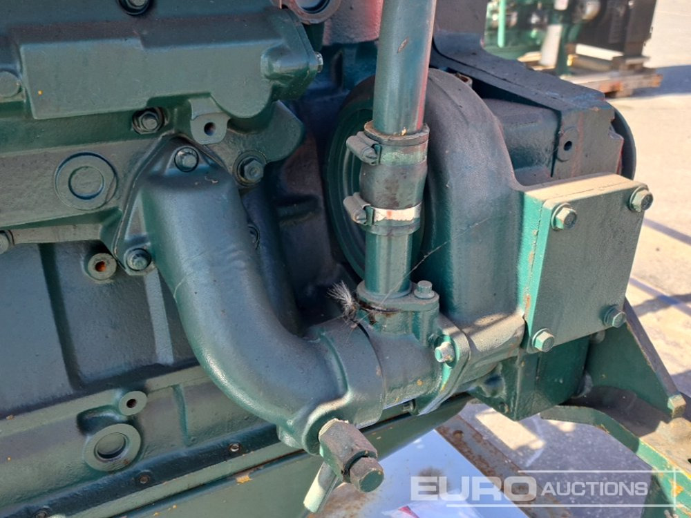 מנוע Komatsu 6 Cylinder Engine: תמונה 10