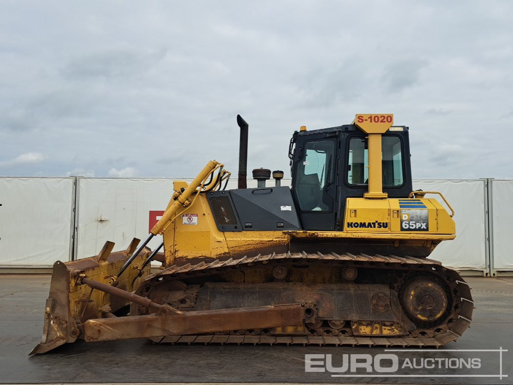 Komatsu D65PX-15E0 - דחפור: תמונה 2 Komatsu D65PX-15E0 - דחפור: תמונה 2