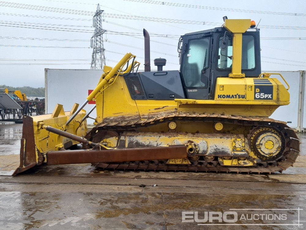 Komatsu D65PX-15 - דחפור: תמונה 2 Komatsu D65PX-15 - דחפור: תמונה 2
