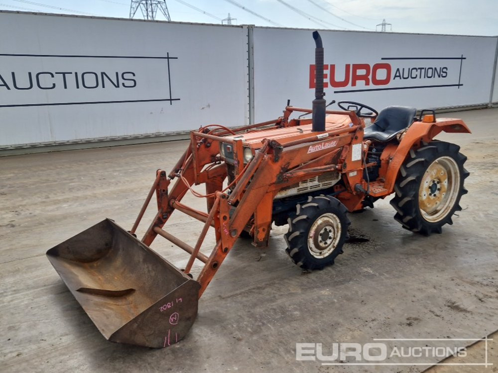 Kubota L1802DT - טרקטור קומפקטי: תמונה 1 Kubota L1802DT - טרקטור קומפקטי: תמונה 1