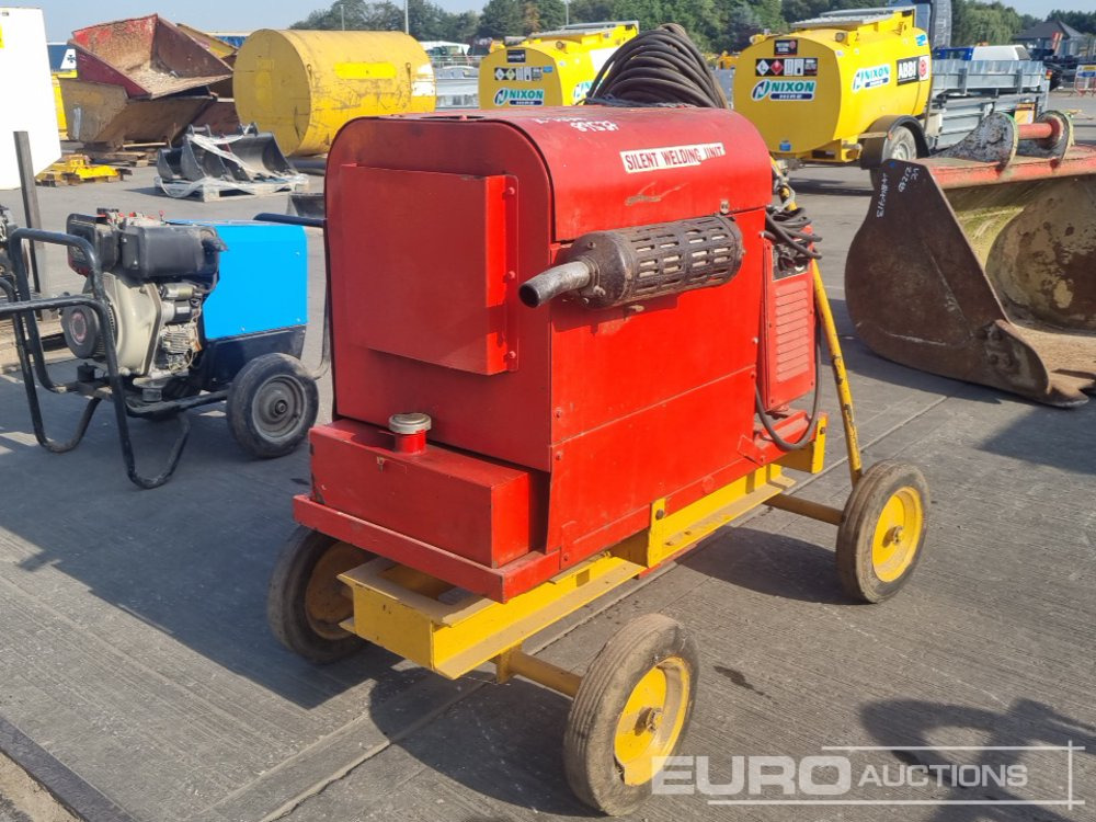Kubota Wheeled Welder Genertor, 3 Cylinder Engine - ערכת גנרטורים: תמונה 5 Kubota Wheeled Welder Genertor, 3 Cylinder Engine - ערכת גנרטורים: תמונה 5