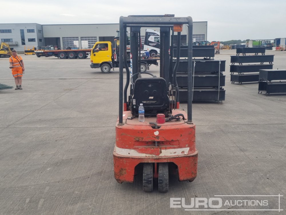 Linde E12 - מלגזה חשמלית: תמונה 4 Linde E12 - מלגזה חשמלית: תמונה 4