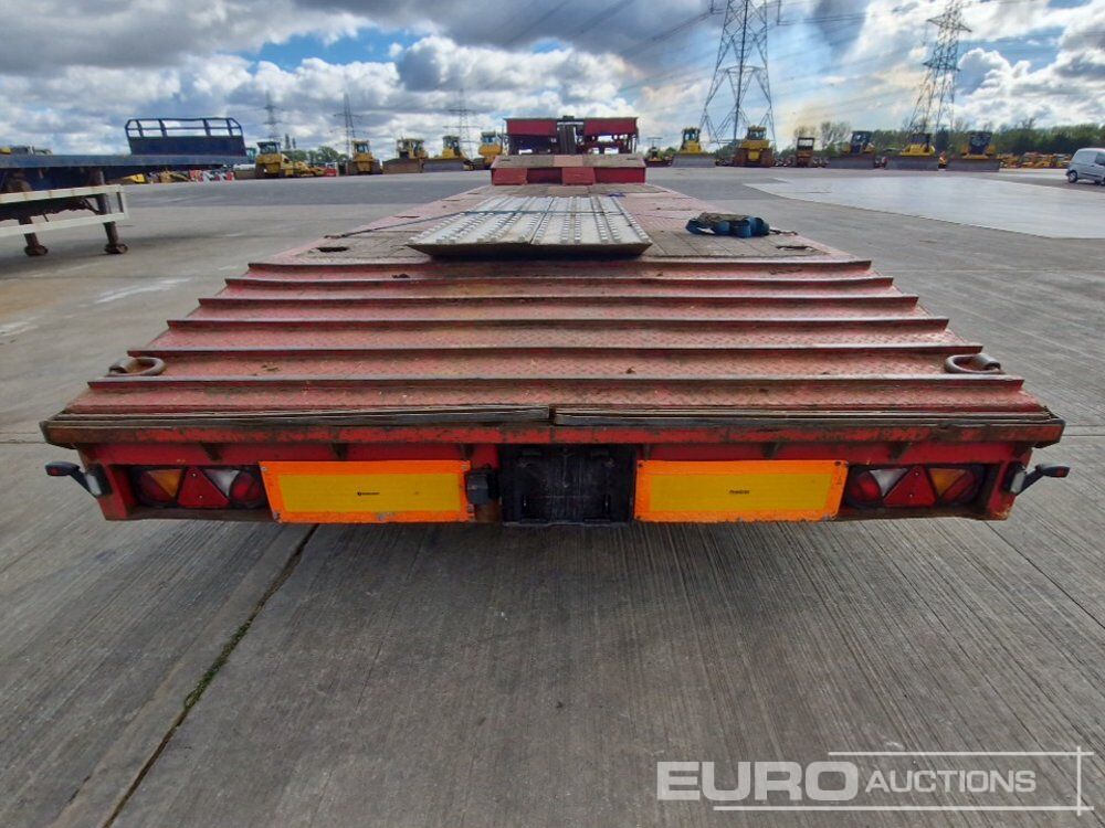 M&G Trailers Ltd, Step Frame Low Loader Tri Axle Rear Steering, 3m Extendable C/w Out Riggers & Alloy Ramps - קרון נגרר עם מטען נמוך: תמונה 4 M&G Trailers Ltd, Step Frame Low Loader Tri Axle Rear Steering, 3m Extendable C/w Out Riggers & Alloy Ramps - קרון נגרר עם מטען נמוך: תמונה 4