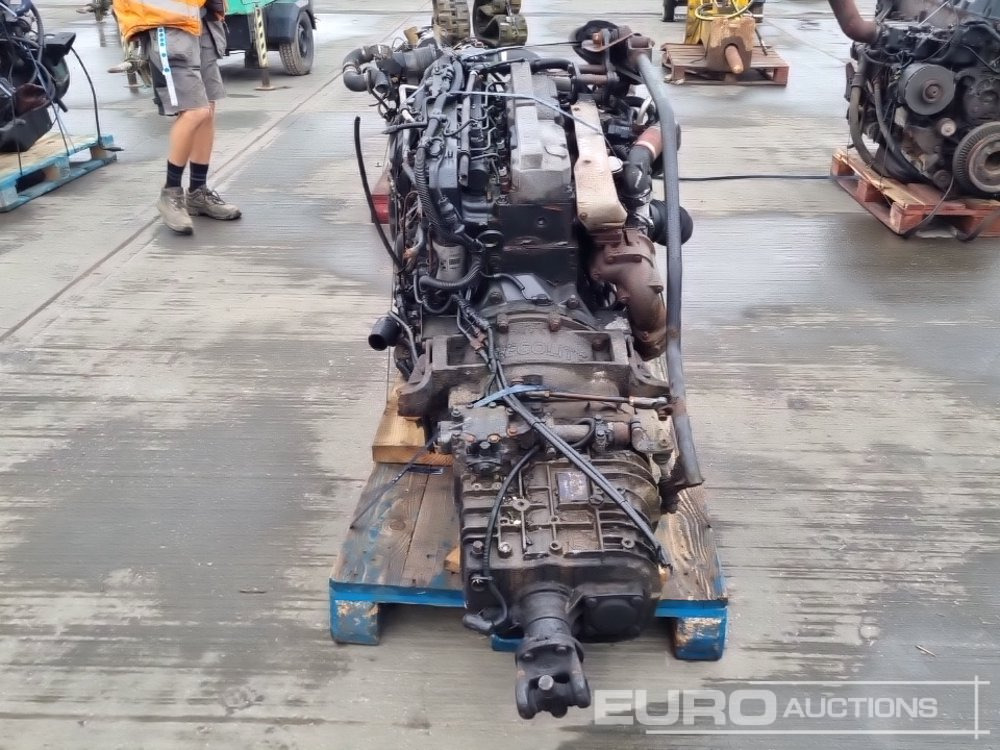 MAN 4 Cylinder Engine, Gearbox - מנוע: תמונה 4 MAN 4 Cylinder Engine, Gearbox - מנוע: תמונה 4