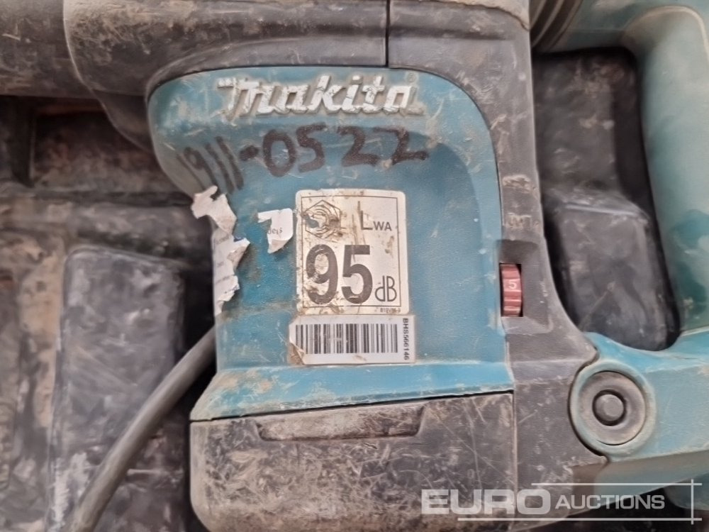 ציוד בנייה Makita HM0871C 110 Volt Hammer Drill/Breaker: תמונה 16