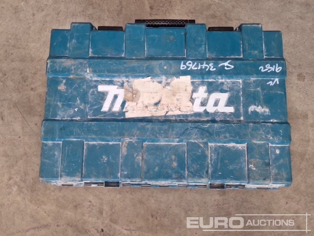 ציוד בנייה Makita HM0871C 110 Volt Hammer Drill/Breaker: תמונה 19