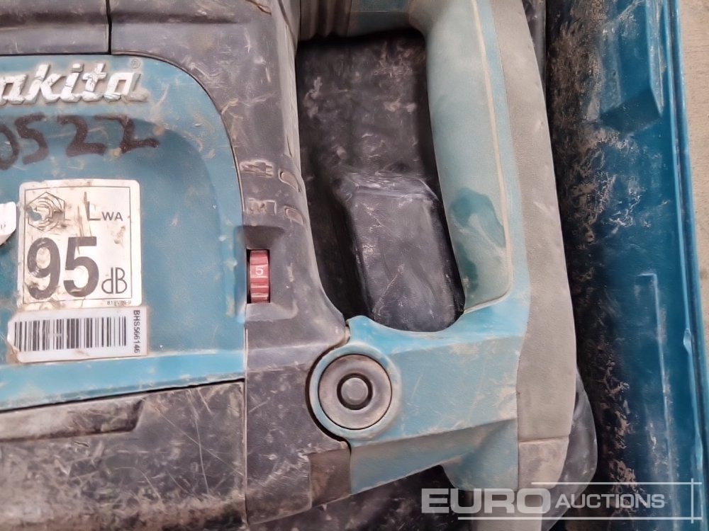 ציוד בנייה Makita HM0871C 110 Volt Hammer Drill/Breaker: תמונה 17