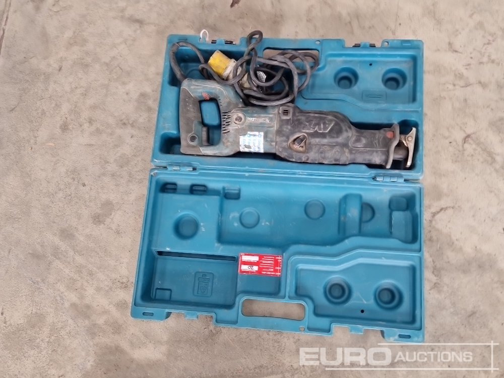 Makita HR3070C 110 Volt Recip Saw - ציוד בנייה: תמונה 4 Makita HR3070C 110 Volt Recip Saw - ציוד בנייה: תמונה 4