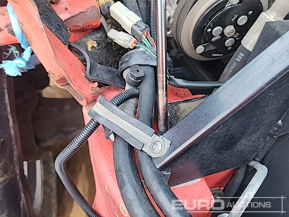 מפעיל טלסקופי Manitou MLT627T: תמונה 41 מפעיל טלסקופי Manitou MLT627T: תמונה 41