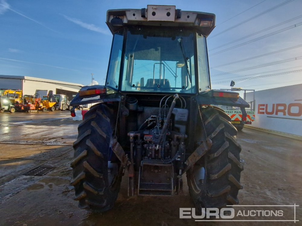 Massey Ferguson 3050 - טרקטור חקלאי: תמונה 4 Massey Ferguson 3050 - טרקטור חקלאי: תמונה 4