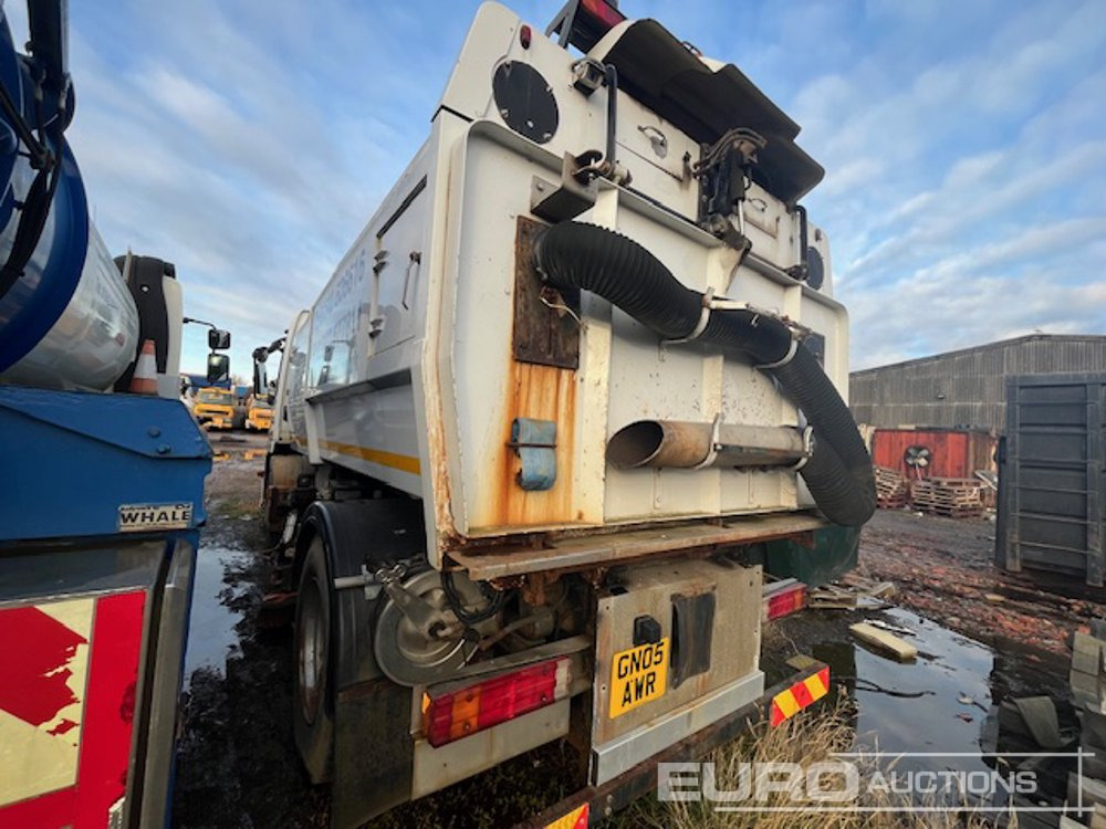 Mercedes Atego 1518 - מטאטא כבישים: תמונה 2 Mercedes Atego 1518 - מטאטא כבישים: תמונה 2