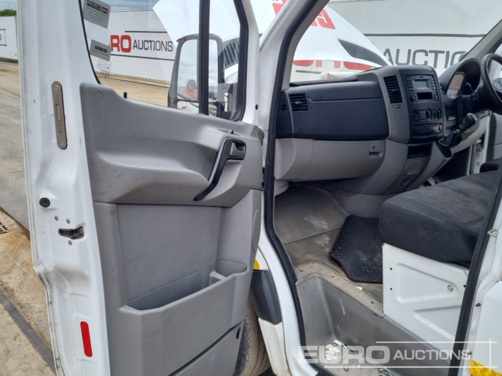 כלי רכב מסחרי Mercedes Sprinter 316 CDI: תמונה 33