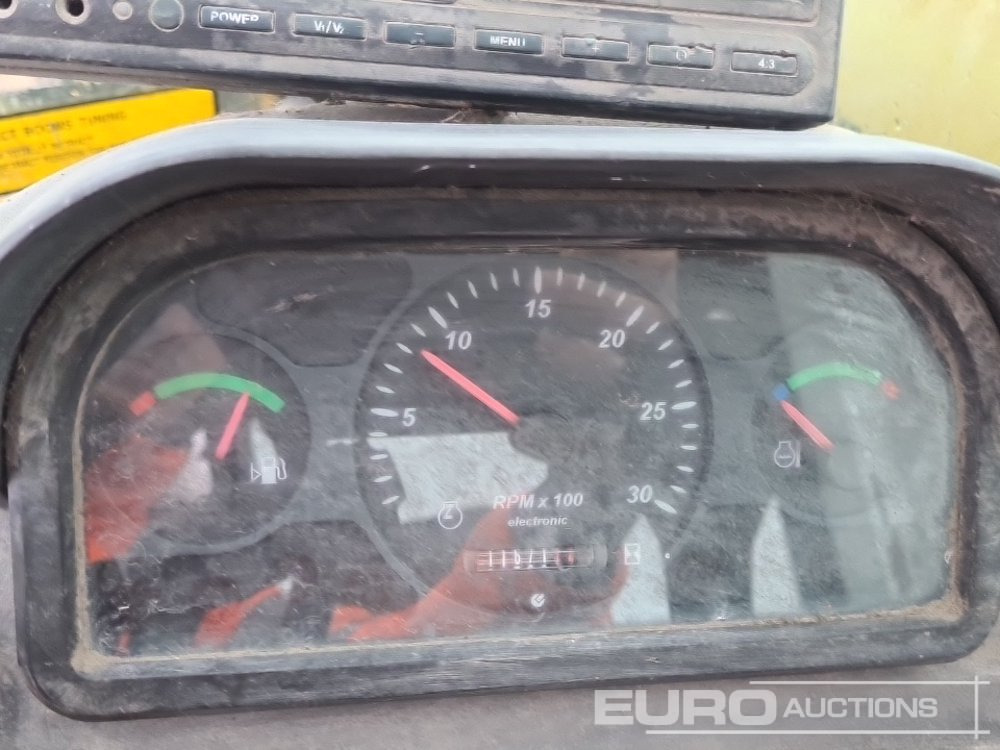 מפעיל טלסקופי New Holland LM1345: תמונה 39