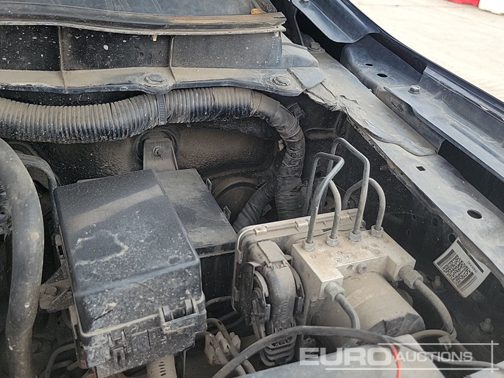 טנדר Nissan Navara: תמונה 19