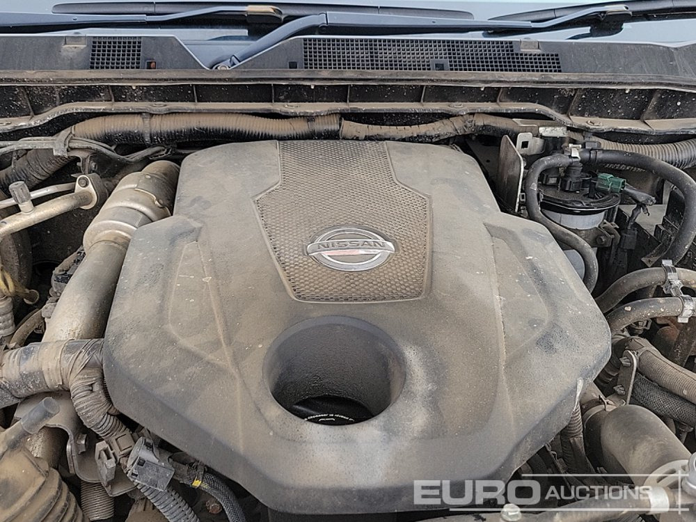 טנדר Nissan Navara: תמונה 20