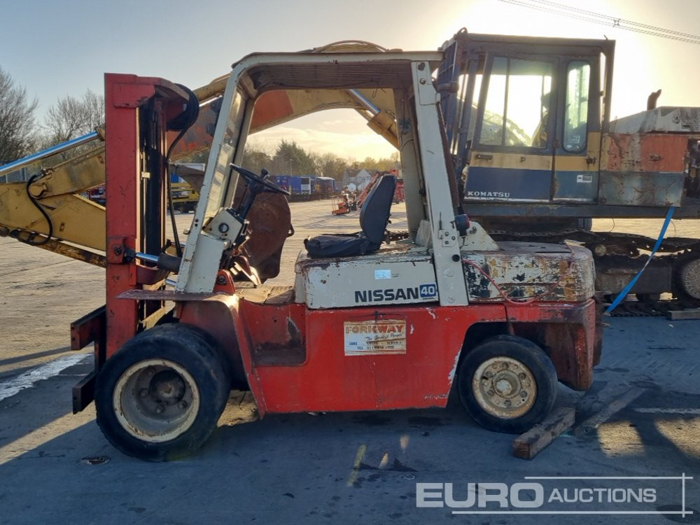 Nissan YGF03A40TU - מלגזת סולר: תמונה 2 Nissan YGF03A40TU - מלגזת סולר: תמונה 2