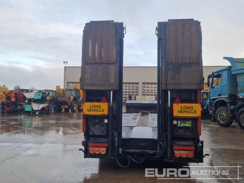 Nooteboom Tri Axle Extendable Stepframe Low Loader Trailer, Hydraulic Fliptoe Ramps - סמיטריילר עם מטען נמוך: תמונה 2 Nooteboom Tri Axle Extendable Stepframe Low Loader Trailer, Hydraulic Fliptoe Ramps - סמיטריילר עם מטען נמוך: תמונה 2