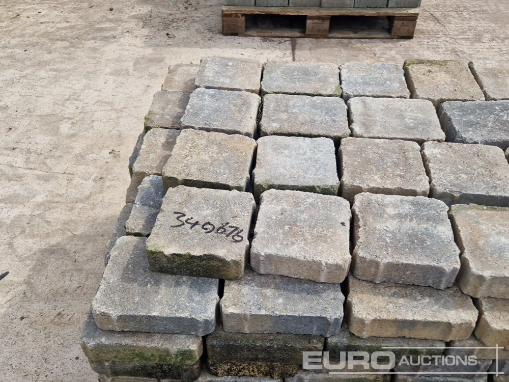 ציוד בנייה Pallet of Paving Bricks (2 of): תמונה 9 ציוד בנייה Pallet of Paving Bricks (2 of): תמונה 9
