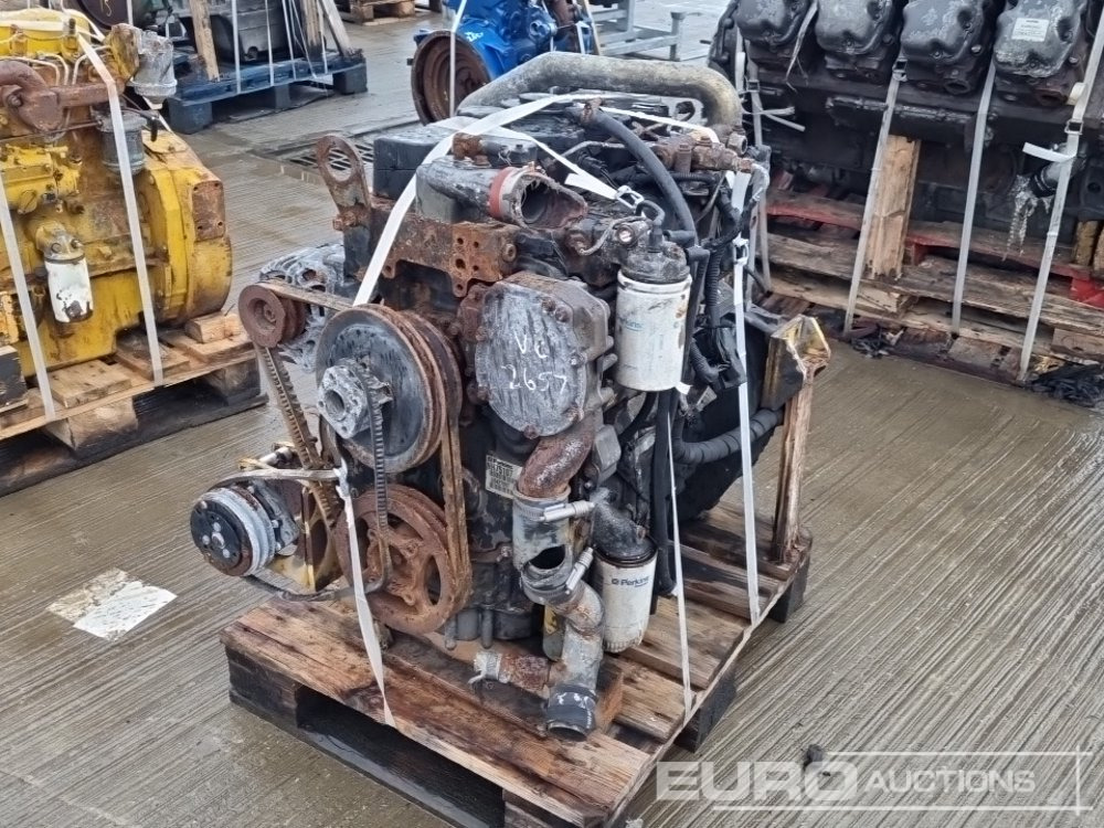Perkins 4 Cylinder Engine - מנוע: תמונה 1 Perkins 4 Cylinder Engine - מנוע: תמונה 1