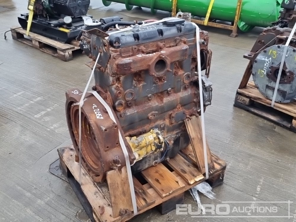 Perkins 4 Cylinder Engine - מנוע: תמונה 5 Perkins 4 Cylinder Engine - מנוע: תמונה 5
