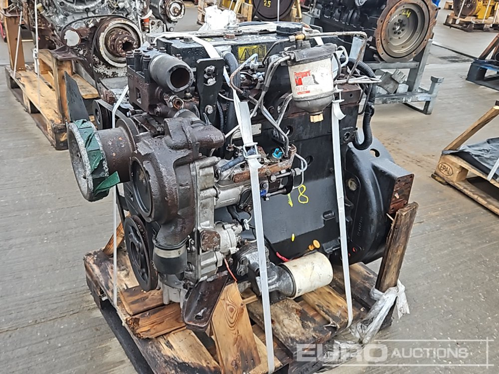 Perkins 4 Cylinder Engine - מנוע: תמונה 3 Perkins 4 Cylinder Engine - מנוע: תמונה 3