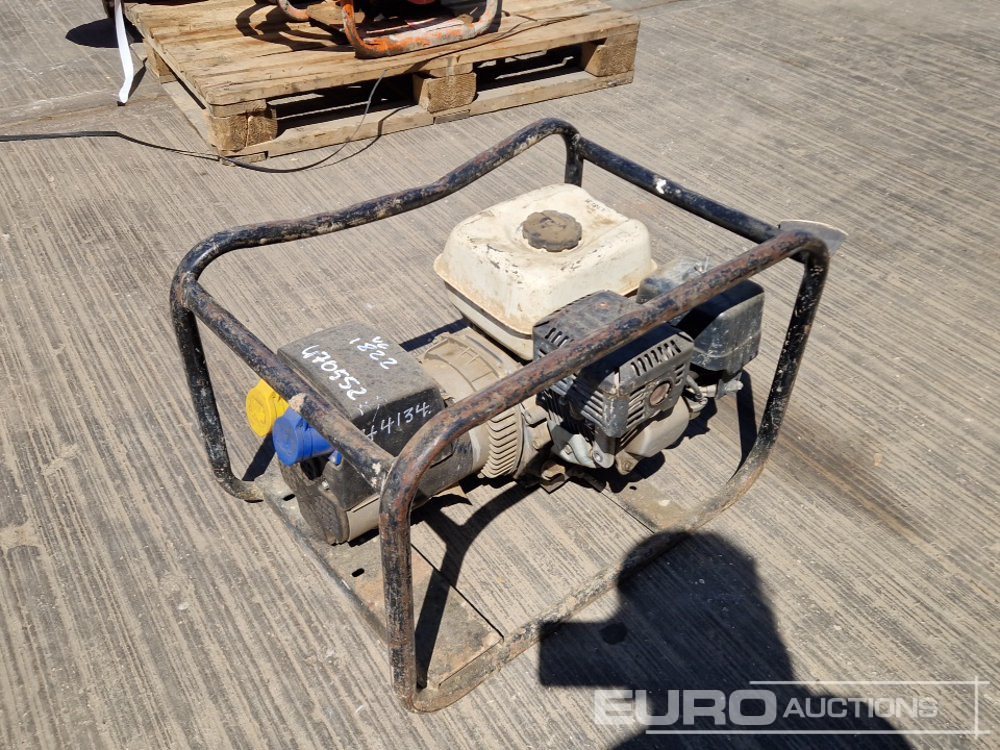 Petrol Generator, Honda Engine - ערכת גנרטורים: תמונה 1 Petrol Generator, Honda Engine - ערכת גנרטורים: תמונה 1