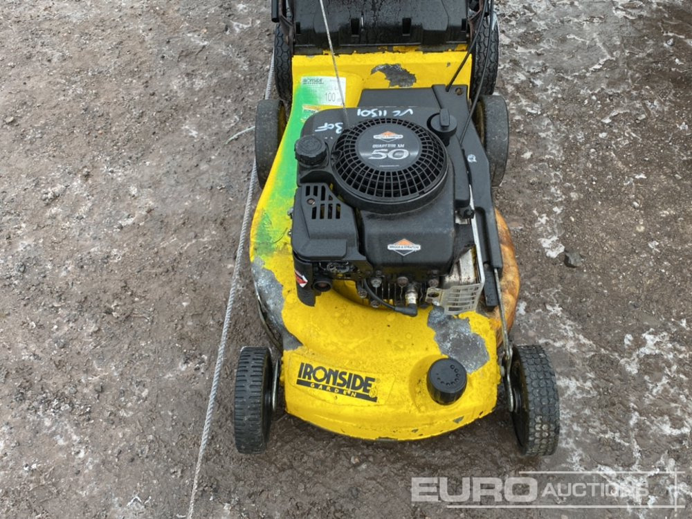 Petrol Lawnmowers (3 of) - מכסחת גינה: תמונה 4 Petrol Lawnmowers (3 of) - מכסחת גינה: תמונה 4