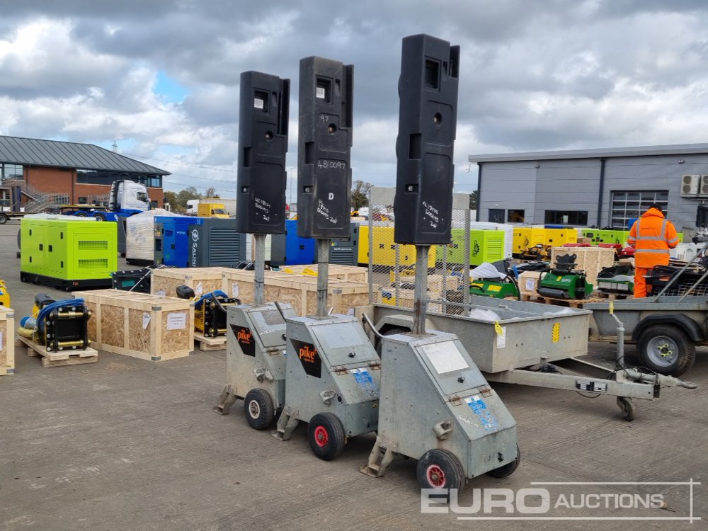 Pike Signals 3 Way Traffic Light System - קרון נגרר לצמחים: תמונה 3 Pike Signals 3 Way Traffic Light System - קרון נגרר לצמחים: תמונה 3