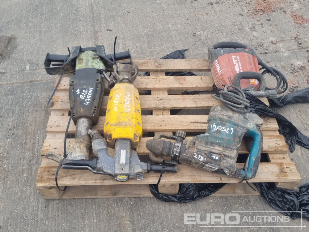 Pneumatic Hand Held Breaker (2 of), 110Volt Makita AVT Hammer Drill, 110Volt Hilti TE1000 AVR Hand Held Breaker - מכונת אספלט: תמונה 2 Pneumatic Hand Held Breaker (2 of), 110Volt Makita AVT Hammer Drill, 110Volt Hilti TE1000 AVR Hand Held Breaker - מכונת אספלט: תמונה 2