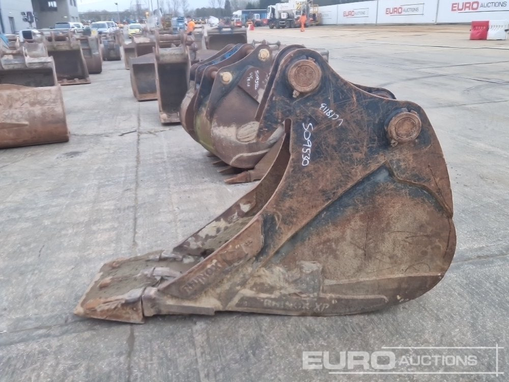 Rhinox 20" Digging Bucket 80mm Pin to suit 20 Ton Excavator - דלי: תמונה 2 Rhinox 20" Digging Bucket 80mm Pin to suit 20 Ton Excavator - דלי: תמונה 2