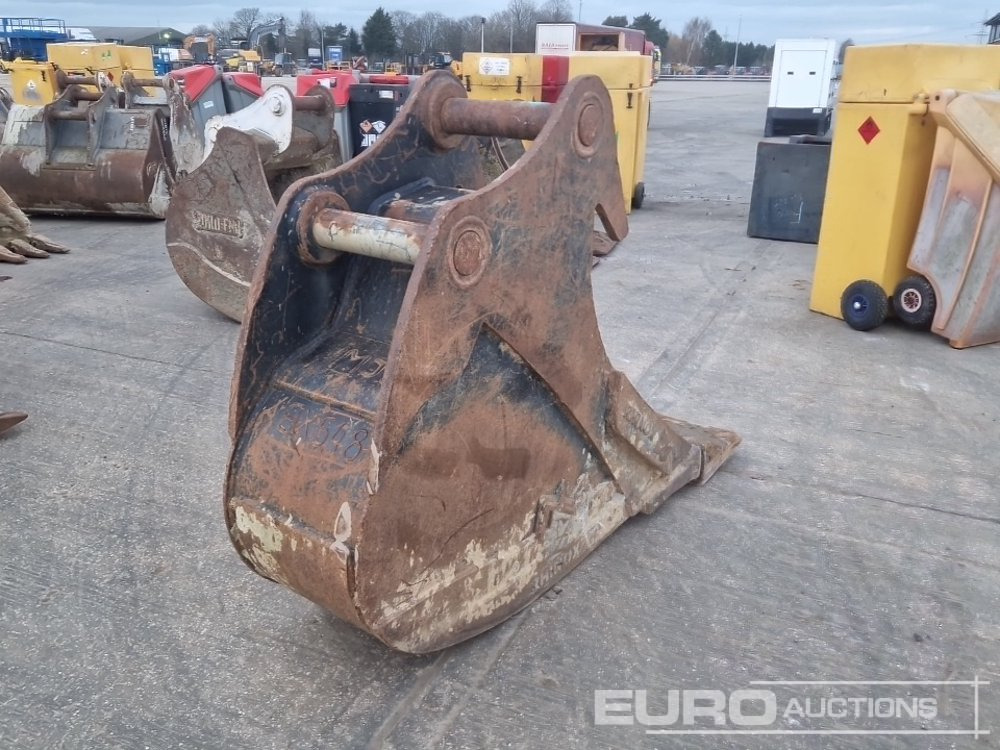 Rhinox 20" Digging Bucket 80mm Pin to suit 20 Ton Excavator - דלי: תמונה 5 Rhinox 20" Digging Bucket 80mm Pin to suit 20 Ton Excavator - דלי: תמונה 5
