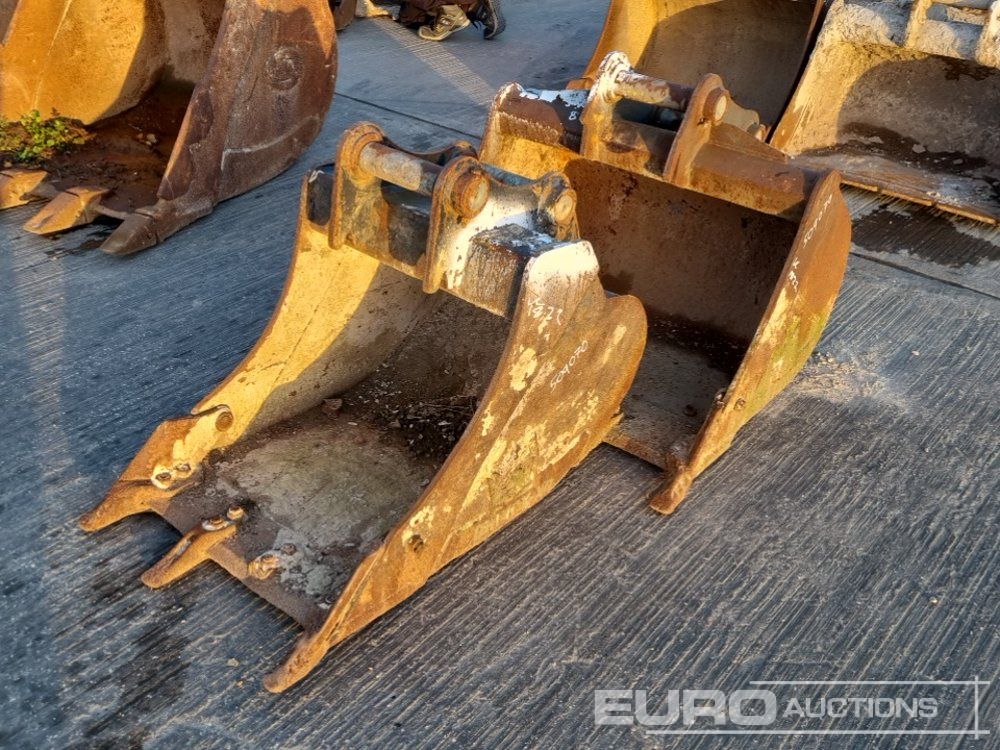 Rhinox 36", 24" Digging Bucket 60mm Pin to suit 10 Ton Excavator - דלי: תמונה 1 Rhinox 36", 24" Digging Bucket 60mm Pin to suit 10 Ton Excavator - דלי: תמונה 1