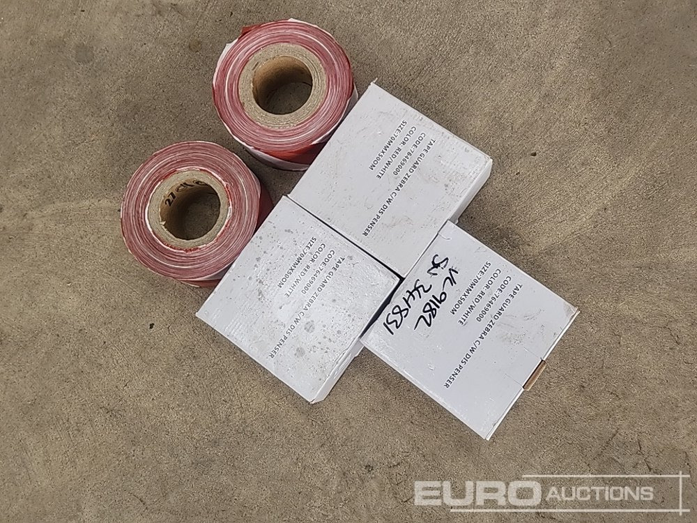 Roll of Red & White Hazzard Tape (5 of) - ציוד לסדנאות: תמונה 3 Roll of Red & White Hazzard Tape (5 of) - ציוד לסדנאות: תמונה 3