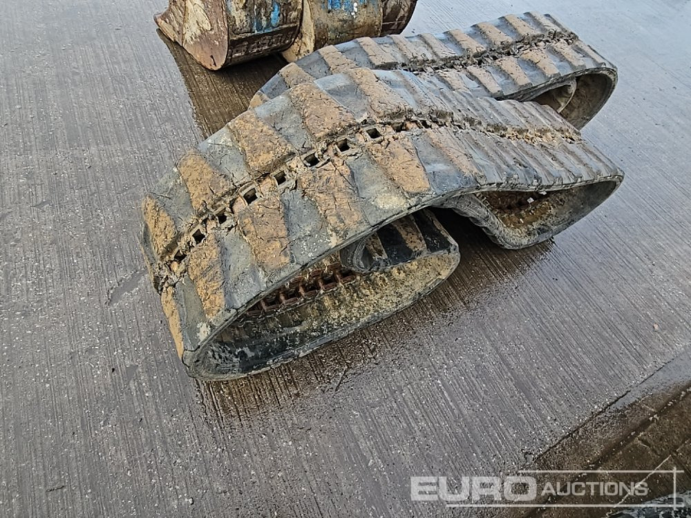 Rubber Track to suit Komatsu PC55 (2 of) - רצועה עבור מכונת בנייה: תמונה 5 Rubber Track to suit Komatsu PC55 (2 of) - רצועה עבור מכונת בנייה: תמונה 5
