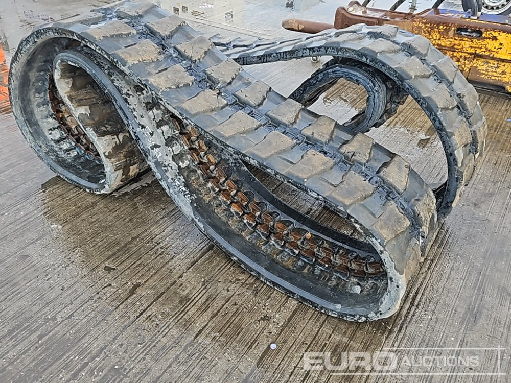 Rubber Track to suit Komatsu PC55 (2 of) - רצועה עבור מכונת בנייה: תמונה 3 Rubber Track to suit Komatsu PC55 (2 of) - רצועה עבור מכונת בנייה: תמונה 3