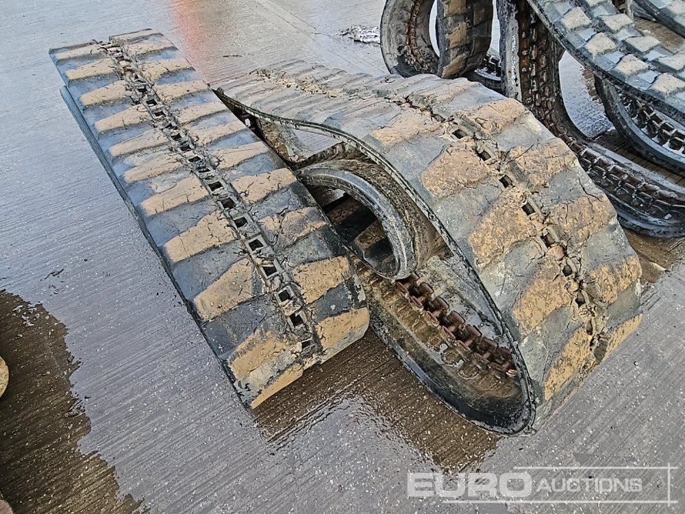Rubber Track to suit Komatsu PC55 (2 of) - רצועה עבור מכונת בנייה: תמונה 3 Rubber Track to suit Komatsu PC55 (2 of) - רצועה עבור מכונת בנייה: תמונה 3