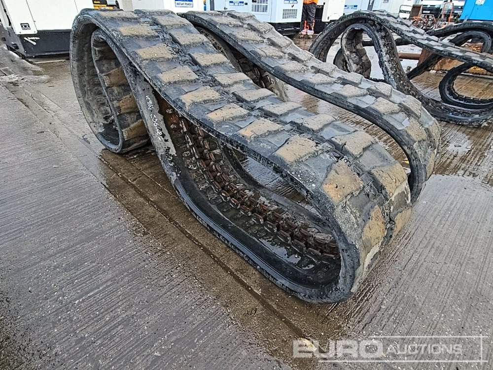 Rubber Track to suit Komatsu PC55 (2 of) - רצועה עבור מכונת בנייה: תמונה 3 Rubber Track to suit Komatsu PC55 (2 of) - רצועה עבור מכונת בנייה: תמונה 3