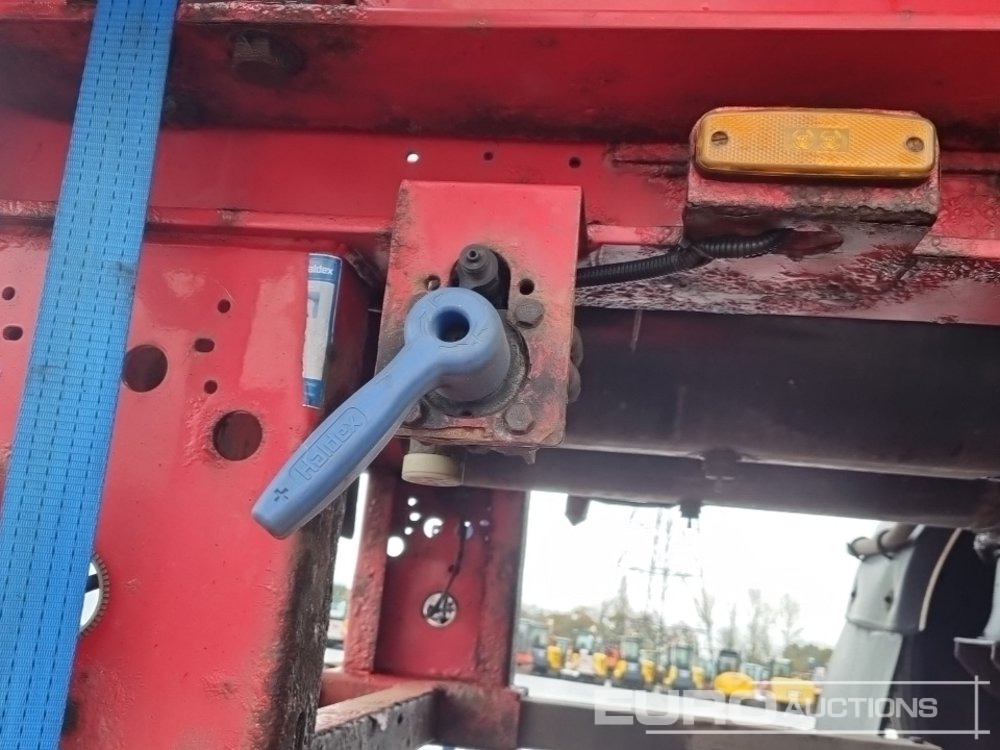 סמיטריילר צד נופל/ שטוח SDC Tri Axle Sliding Skeletal Trailer (3 of): תמונה 45 סמיטריילר צד נופל/ שטוח SDC Tri Axle Sliding Skeletal Trailer (3 of): תמונה 45