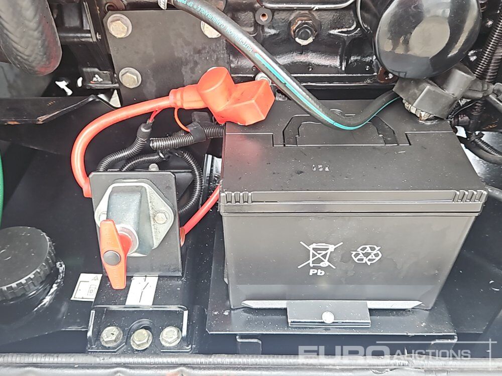 ערכת גנרטורים SDM0 R33: תמונה 17 ערכת גנרטורים SDM0 R33: תמונה 17