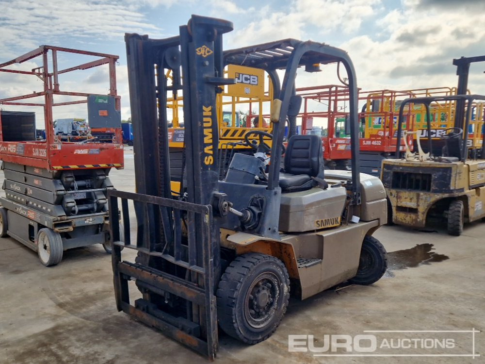 Samuk Diesel Forklift, 2 Stage Mast, Side Shift (No Steering & Hydraulic Leak) - מלגזת סולר: תמונה 1 Samuk Diesel Forklift, 2 Stage Mast, Side Shift (No Steering & Hydraulic Leak) - מלגזת סולר: תמונה 1
