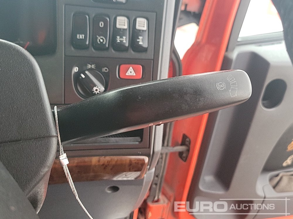 יחידת טרקטור Scania R560: תמונה 49
