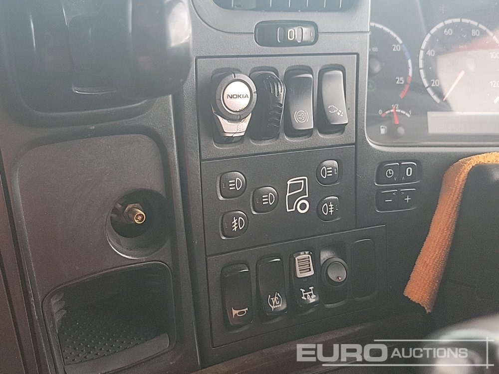יחידת טרקטור Scania R560: תמונה 47