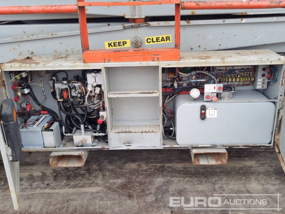 פלטפורמה אווירית SkyJack SJ9250: תמונה 46
