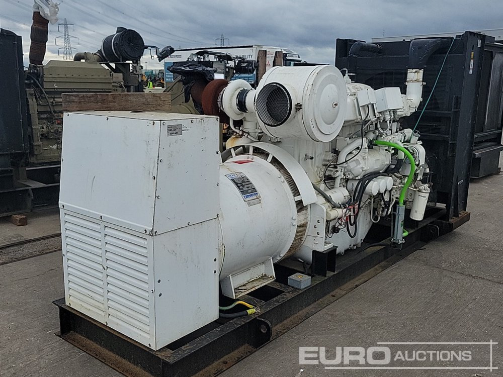 Slington 574kVA Skid Mounted Generator, Perkins Engine - ערכת גנרטורים: תמונה 5 Slington 574kVA Skid Mounted Generator, Perkins Engine - ערכת גנרטורים: תמונה 5